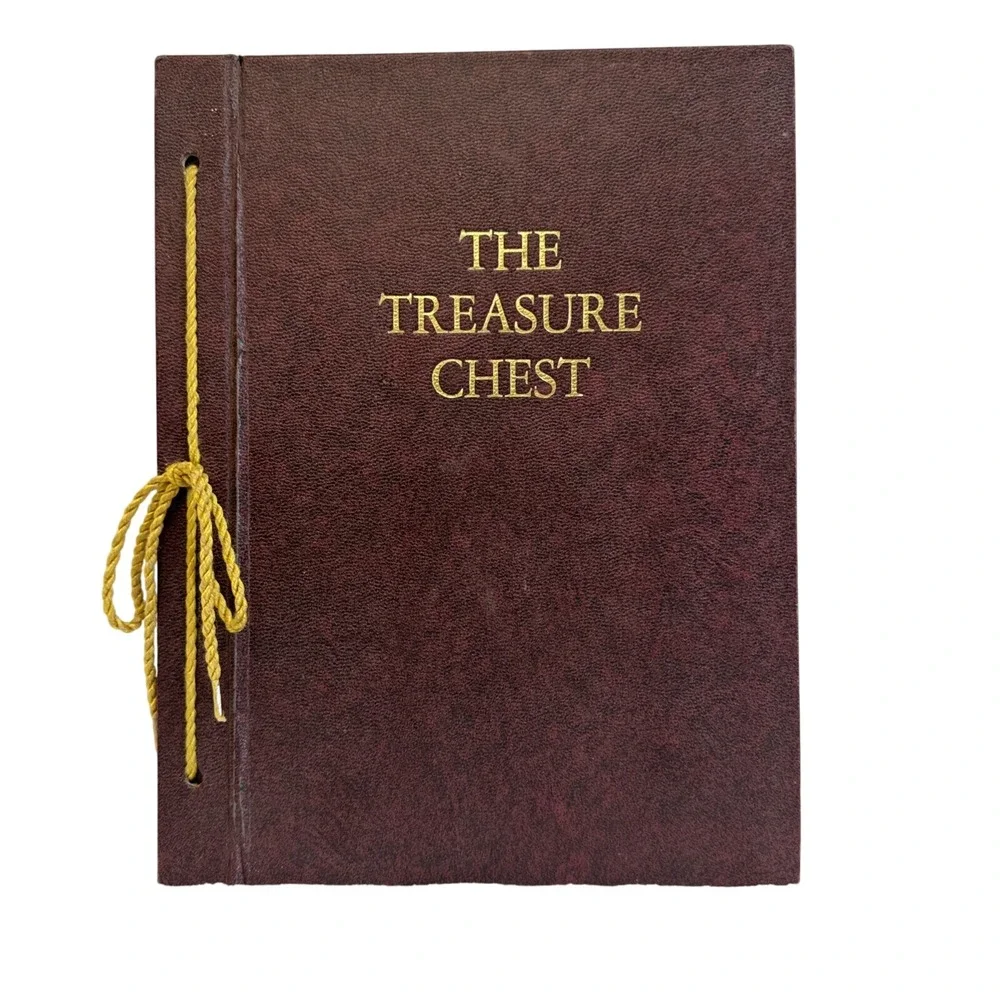 The‎ Treasure Chest Book Binder Album Vintage Photo Picture Card Collection